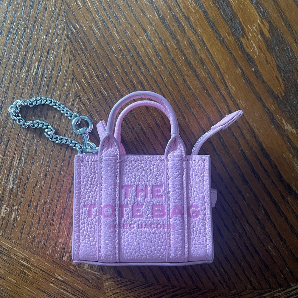 Marc Jacobs fluro nano tote